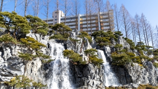 도심 속 물빛 쉼표 완성…마포 월드컵천에 '빛나는 폭포' 흐른다